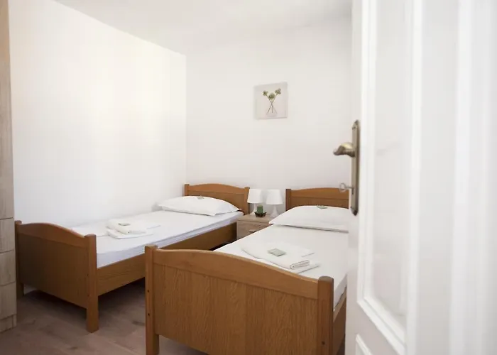 Central Square Slavuj Apartman