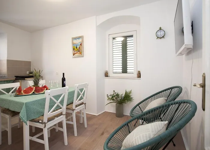 Apartman Central Square Slavuj Split